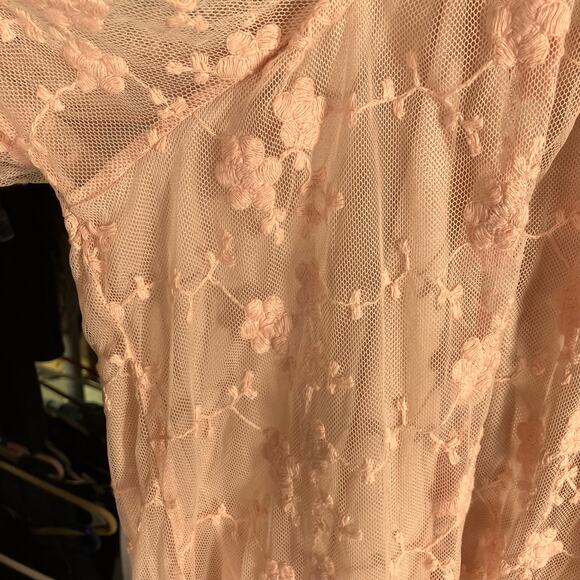 Suzanne Betro Blush Lace Embroidered Mesh Peasant Top 4X Floral Sheer Boho - Picture 9 of 12